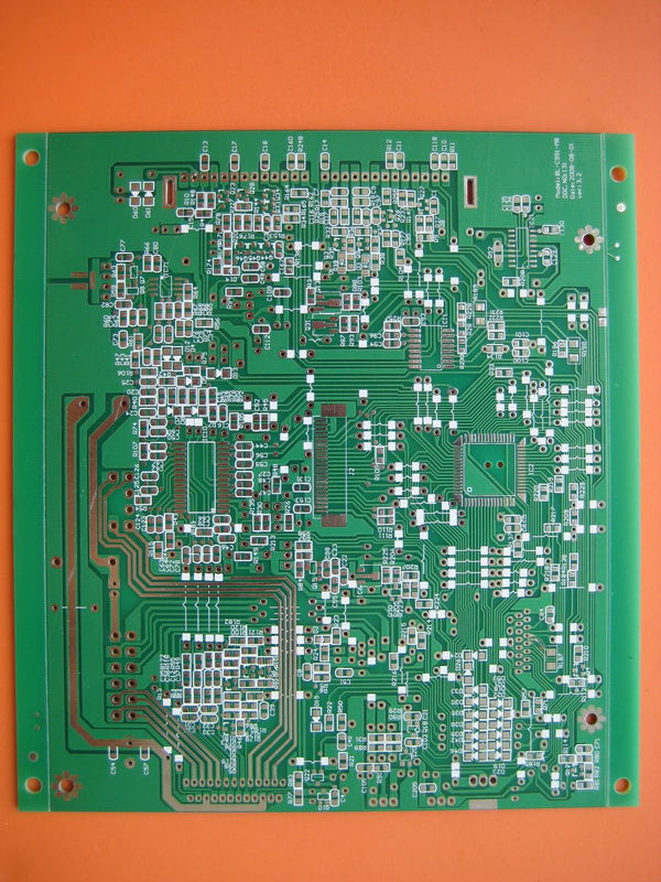 ENIG IPC4552 Επιφανειακή διπλής όψης πλακέτα κυκλώματος 2 στρώματος πλακέτα PCB για οπτικοακουστικά αυτοκινήτων
