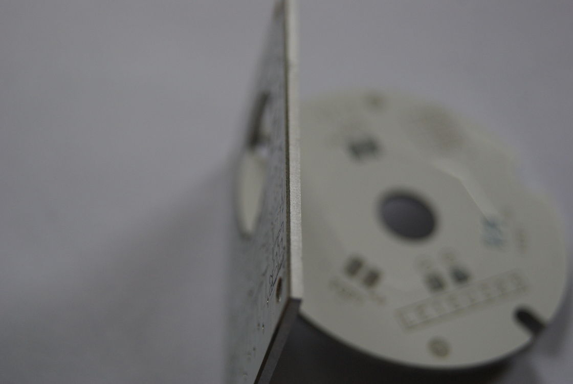Πίνακα PCB πάχος 0,6-6,0MM Θερμική αγωγιμότητα 1,0w Μεταλλική Πίνακα PCB υψηλής θερμικής αγωγιμότητας για αποτελεσματική μεταφορά θερμότητας