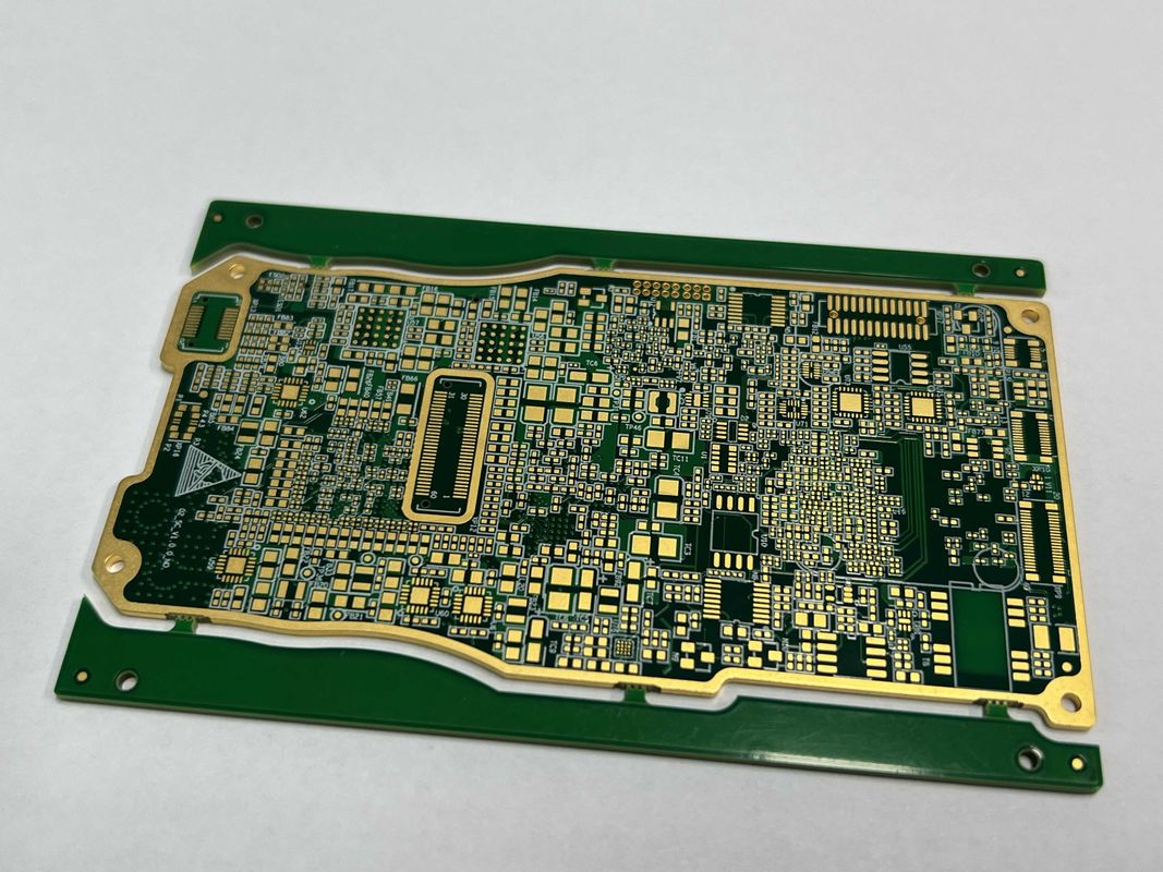 Πίνακας PCB υψηλής ταχύτητας υψηλής πυκνότητας διασύνδεσης με ελάχιστο μέγεθος τρύπας 0,15 mm
